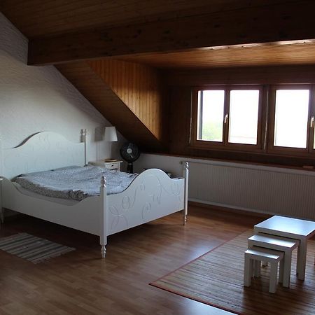 Bed and Breakfast Au Coeur Du Vignoble Sur Bursins Zewnętrze zdjęcie