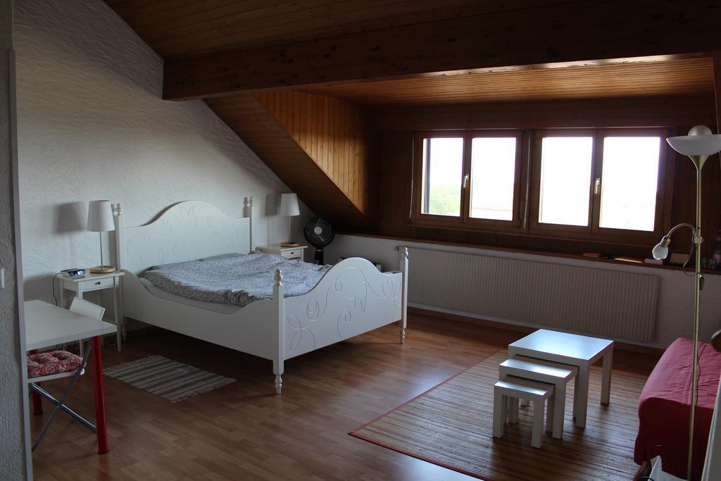 Bed and Breakfast Au Coeur Du Vignoble Sur Bursins Zewnętrze zdjęcie