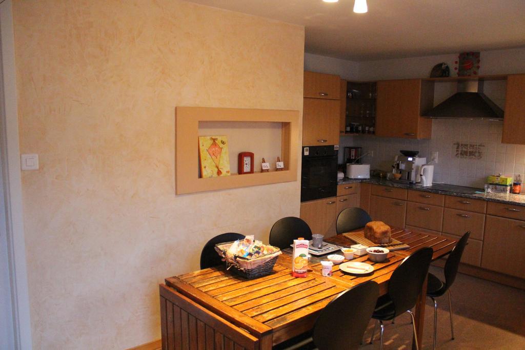 Bed and Breakfast Au Coeur Du Vignoble Sur Bursins Zewnętrze zdjęcie